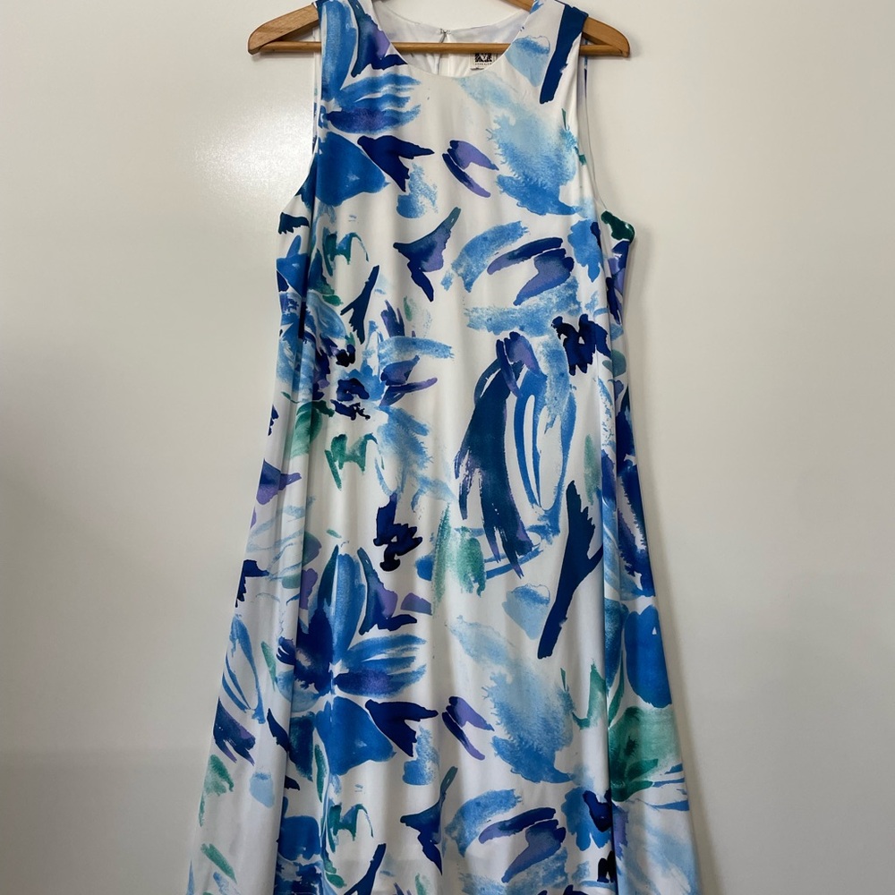 Anne Klein Flowy Blue Watercolor Sleeveless Dress, size 16